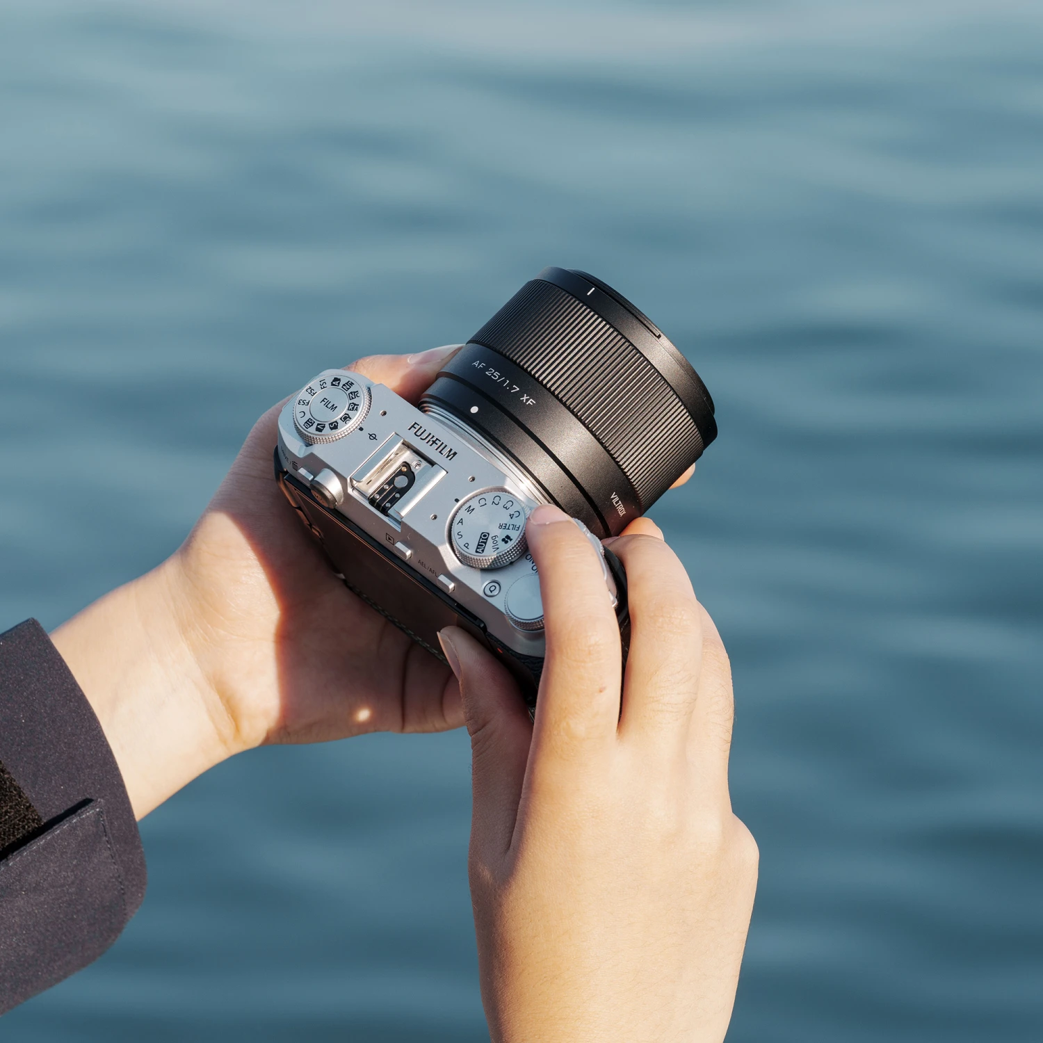 Rollei Viltrox Objektiv | AF 25 Mm | F/1.7 XF | Fuji X-Mount 5 Rollei Viltrox Objektiv | AF 25 Mm | F/1.7 XF | Fuji X-Mount – Bild 3