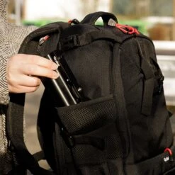 Rollei Batteriegriff | 71 Wh | Für LUX-Serie -Rollei Geschaft 23170 LUX Battery Grip 71Wh 03