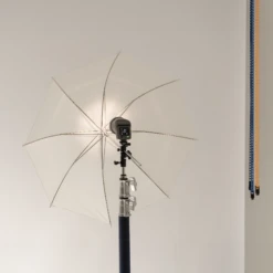 Rollei Blitzneiger I Mit Schirmhalter I Für Aufsteckblitze 24 Rollei Blitzneiger I Mit Schirmhalter I Für Aufsteckblitze -Rollei Geschaft 28830 Blitzneiger mit Schirmhalter fuer Aufsteckblitze 03